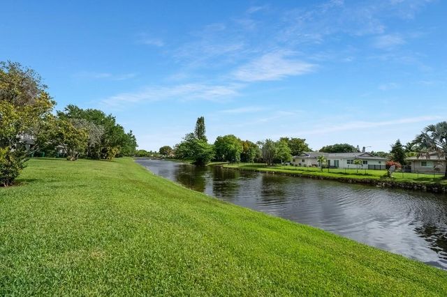 7928 Sanibel Drive, Tamarac, FL 33321