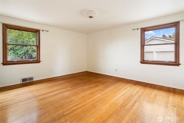 1205 NW Woodbine Way, Seattle, WA 98177