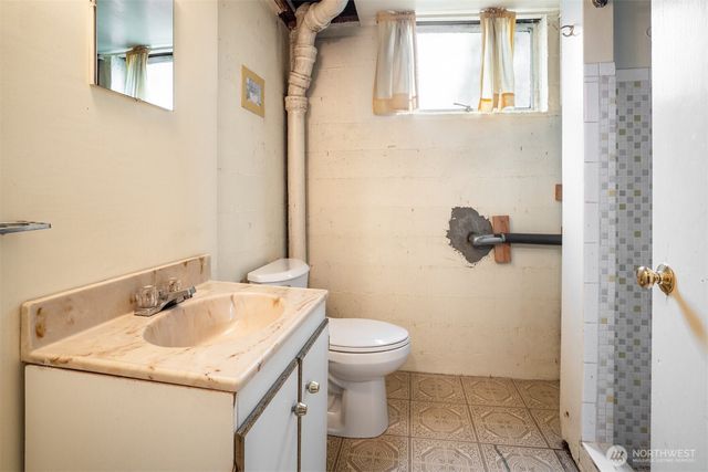 1205 NW Woodbine Way, Seattle, WA 98177