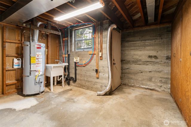 1205 NW Woodbine Way, Seattle, WA 98177