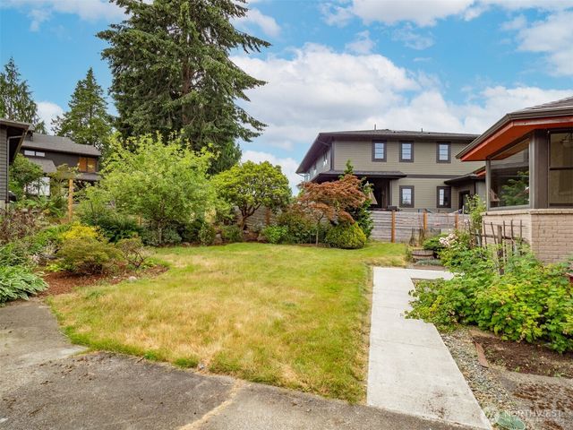 1205 NW Woodbine Way, Seattle, WA 98177