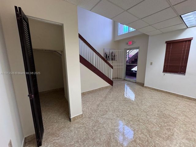 7400 NW 7th St, Miami, FL 33126