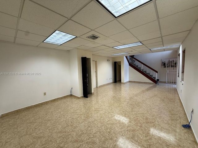 7400 NW 7th St, Miami, FL 33126