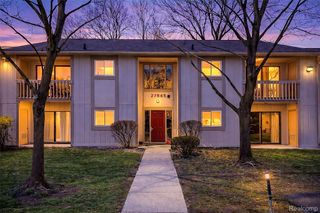 27845 Berrywood Lane, Farmington Hills, MI 48334
