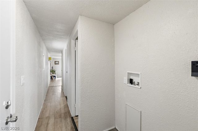 210 West Bonnie Claire Court, Pahrump, NV 89048