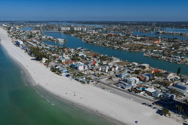 24 80TH TERRACE, Treasure Island, FL 33706