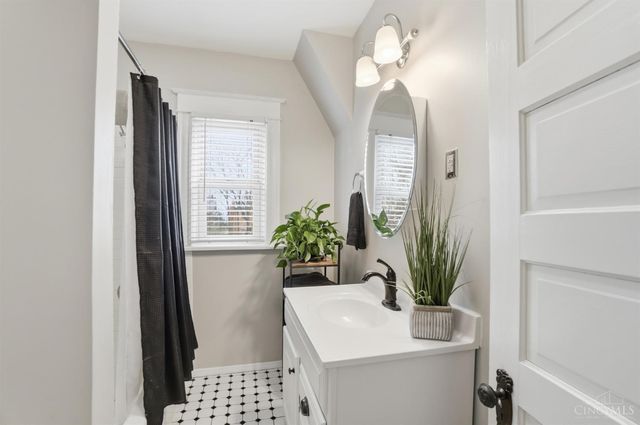 3648 Michigan Avenue, Cincinnati, OH 45208