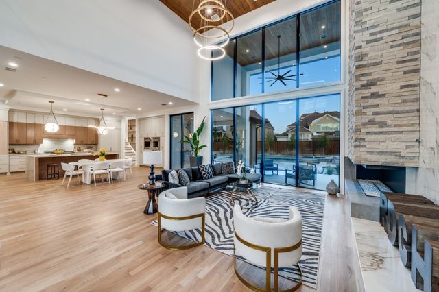 2223 Courtland Drive, Frisco, TX 75034