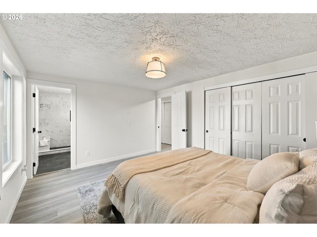 9905 Nw 4TH Ave, Vancouver, WA 98685