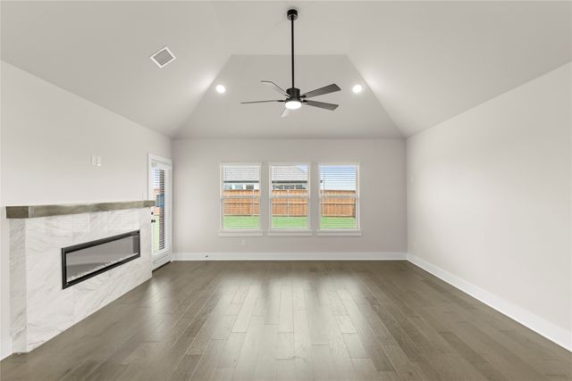 2374 Bell Way, Forney, TX 75126