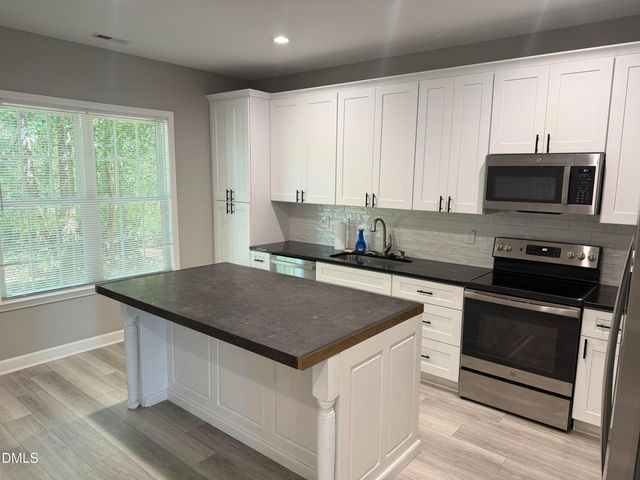 119 Beechleaf Court, Clayton, NC 27520