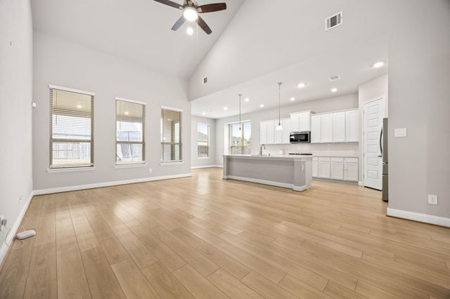 17535 White Baneberry Drive, Conroe, TX 77385