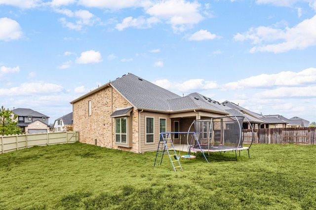 17535 White Baneberry Drive, Conroe, TX 77385