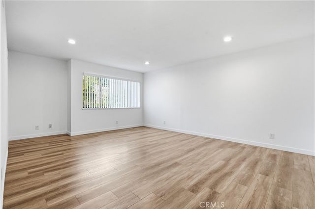 9000 Vanalden Avenue 175, Northridge, CA 91324