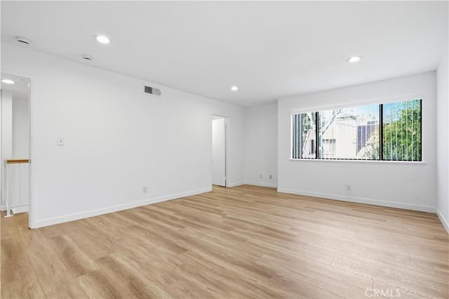 9000 Vanalden Avenue 175, Northridge, CA 91324