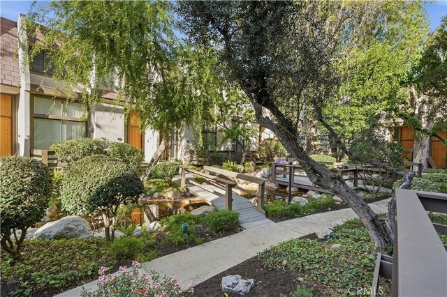 9000 Vanalden Avenue 175, Northridge, CA 91324