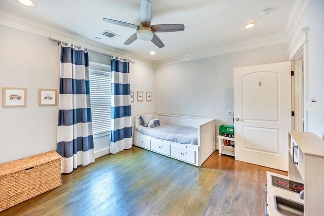 1122 E 23rd Street, Houston, TX 77009