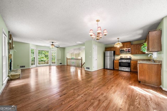 142 Jamie Drive, Hiram, GA 30141