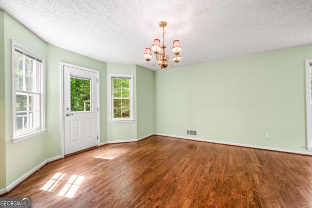 142 Jamie Drive, Hiram, GA 30141