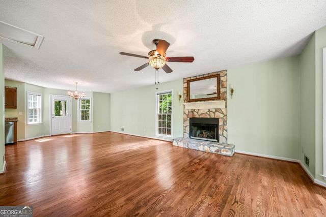142 Jamie Drive, Hiram, GA 30141