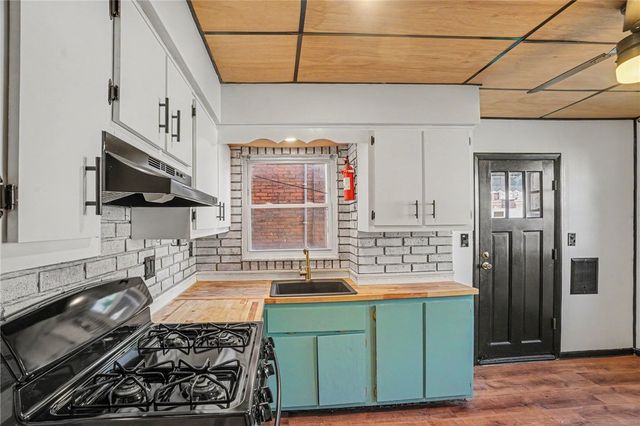 228 S Millvale, Bloomfield, PA 15224