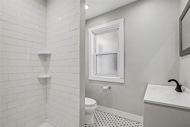 228 S Millvale, Bloomfield, PA 15224