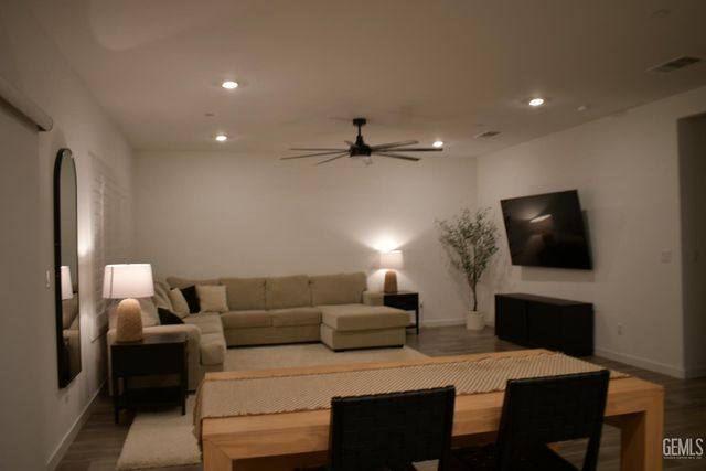3333 Mulberry Grove Way, Shafter, CA 93263