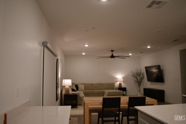 3333 Mulberry Grove Way, Shafter, CA 93263