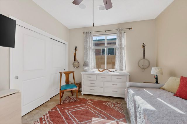 110 Zuni River Circle SW, Los Lunas, NM 87031