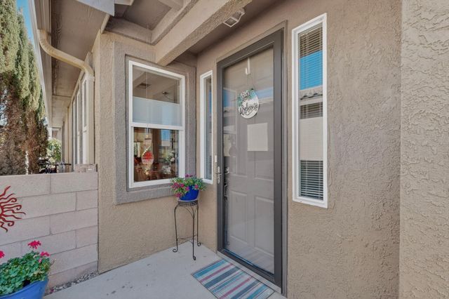 110 Zuni River Circle SW, Los Lunas, NM 87031