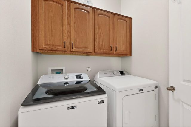 110 Zuni River Circle SW, Los Lunas, NM 87031
