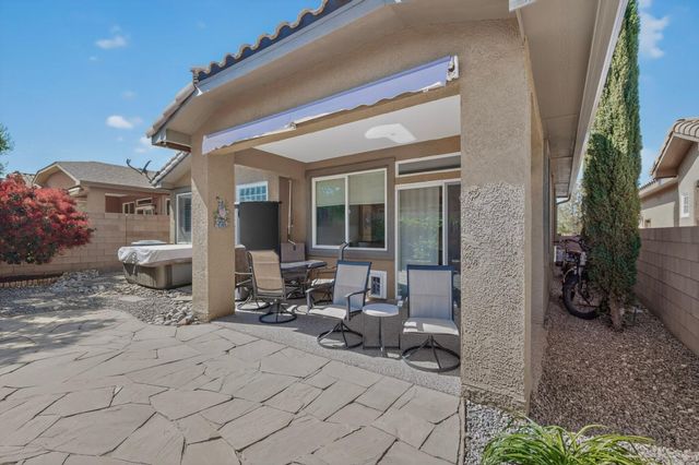 110 Zuni River Circle SW, Los Lunas, NM 87031