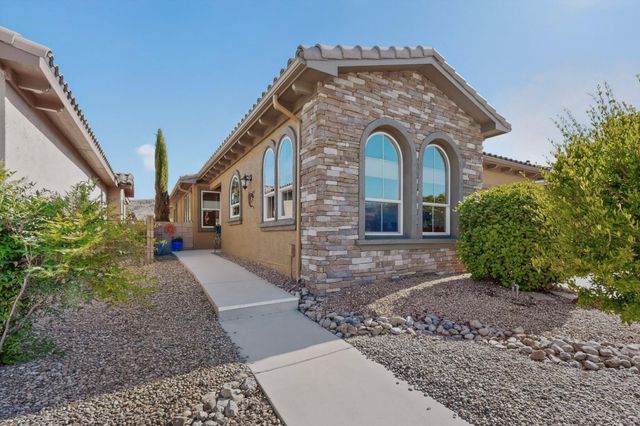 110 Zuni River Circle SW, Los Lunas, NM 87031