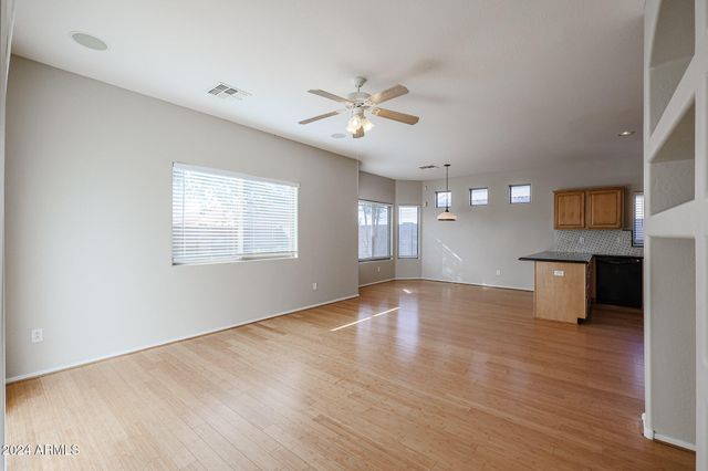 6280 S 251ST Drive, Buckeye, AZ 85326