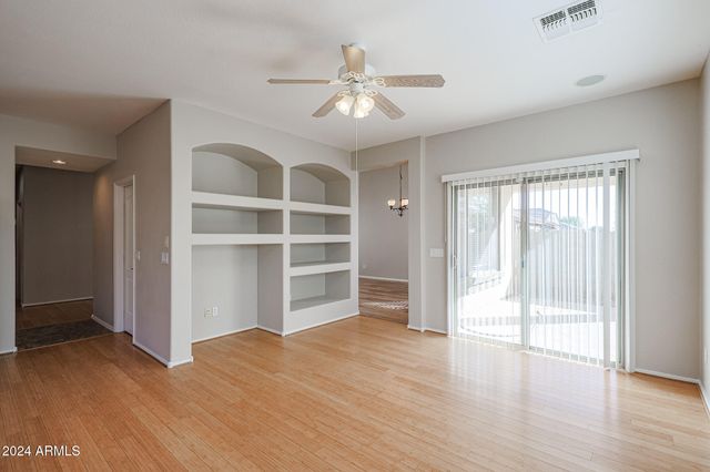 6280 S 251ST Drive, Buckeye, AZ 85326