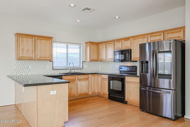 6280 S 251ST Drive, Buckeye, AZ 85326