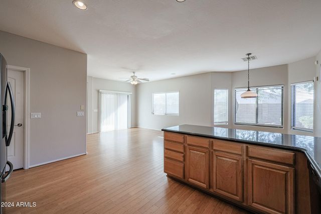 6280 S 251ST Drive, Buckeye, AZ 85326