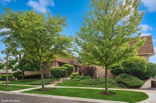 8746 KEDVALE Avenue C, Skokie, IL 60076
