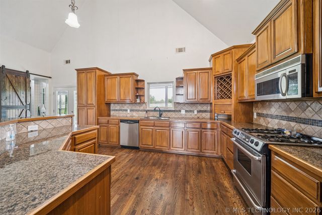 16855 E 125th Street North, Collinsville, OK 74021
