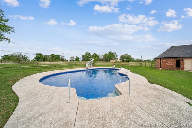 16855 E 125th Street North, Collinsville, OK 74021
