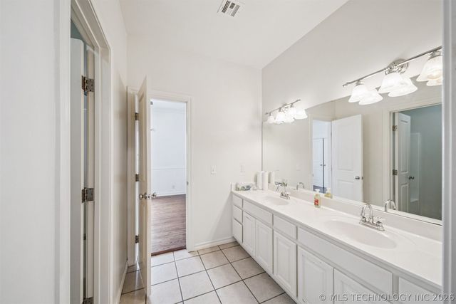 16855 E 125th Street North, Collinsville, OK 74021