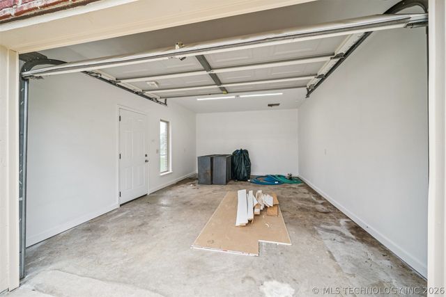 16855 E 125th Street North, Collinsville, OK 74021
