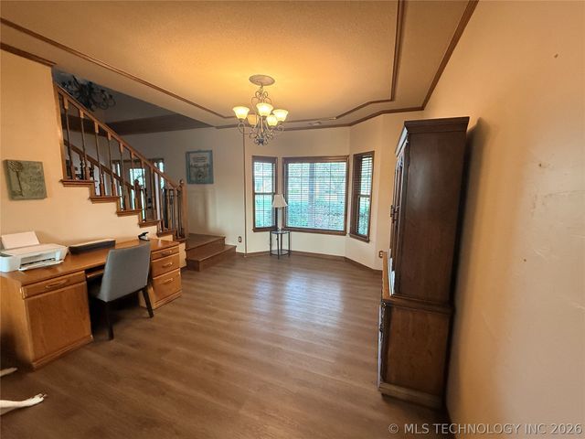 1805 NE Oakridge Drive, Claremore, OK 74017