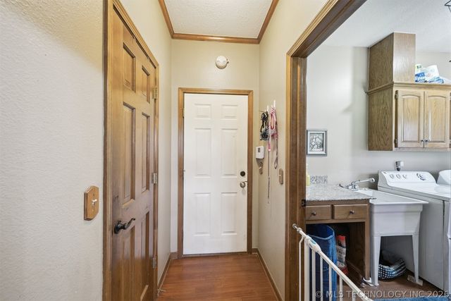 1805 NE Oakridge Drive, Claremore, OK 74017