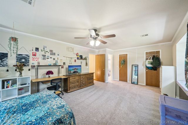 1805 NE Oakridge Drive, Claremore, OK 74017