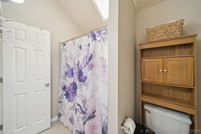 1805 NE Oakridge Drive, Claremore, OK 74017