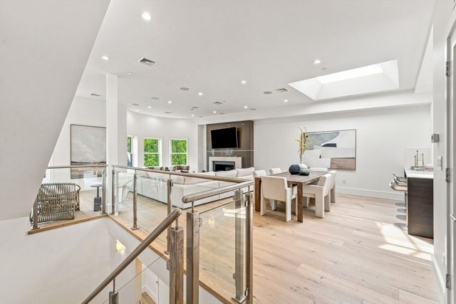 431 Marlborough St PH, Boston, MA 02115