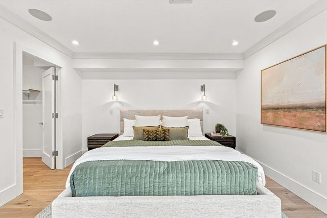 431 Marlborough St PH, Boston, MA 02115