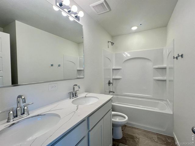 8527 5th Street, Greeley, CO 80634