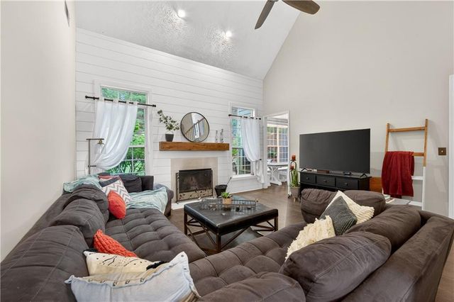 625 Ruby Forest Parkway, Suwanee, GA 30024